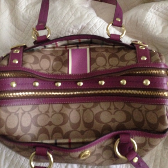 🌺coach large handbag🌺 - Picture 3 of 4