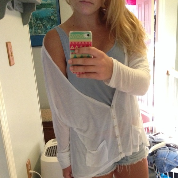 BRANDY MELVILLE cardigan
