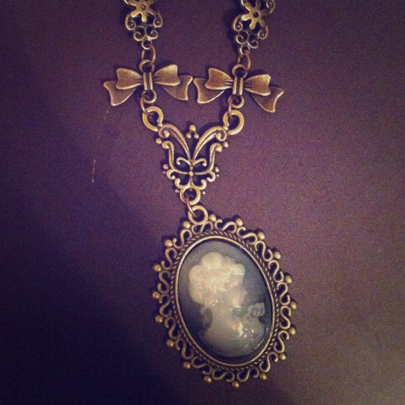 Vintage necklace bundle