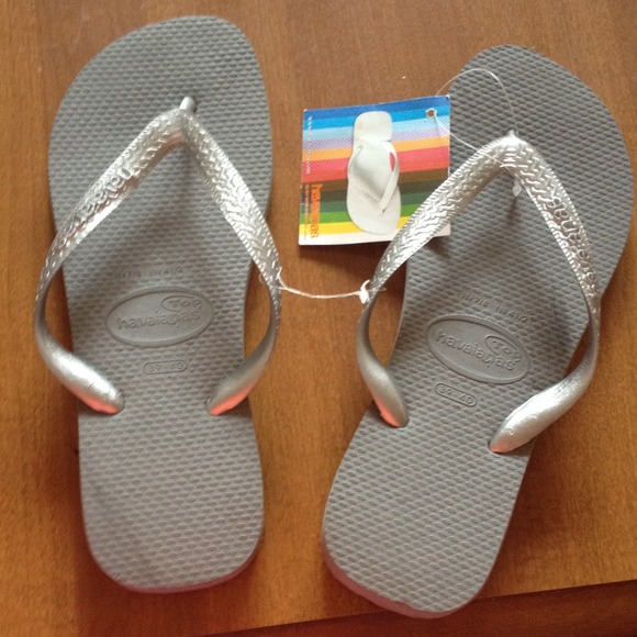 Brand New Silver Havianas