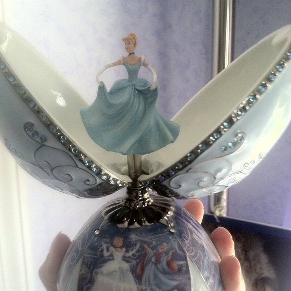 Cinderella musical egg