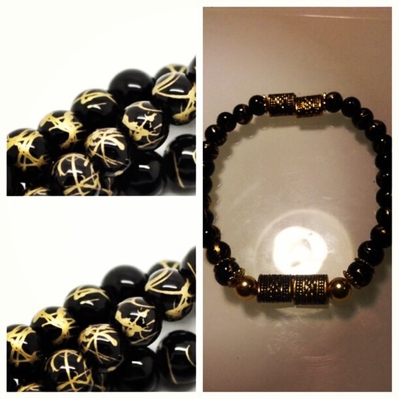 BEADED BRACELETS UNISEX!