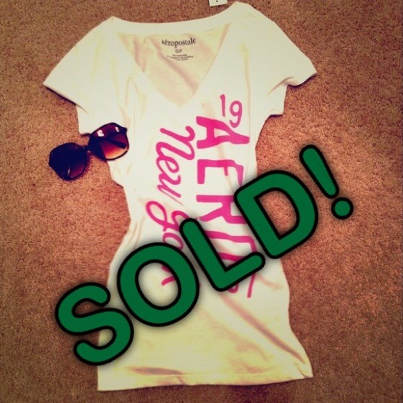 🚫SOLD!!!🚫 NWT Ladies Aeropostale T-Shirt
