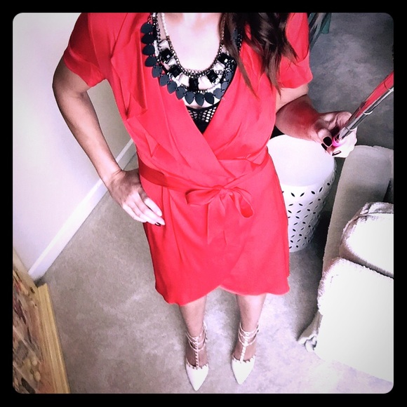 Banana Republic Silk coral dress