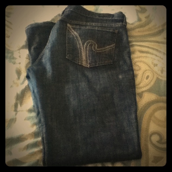 BLOWOUTCitizen dark wash jeans