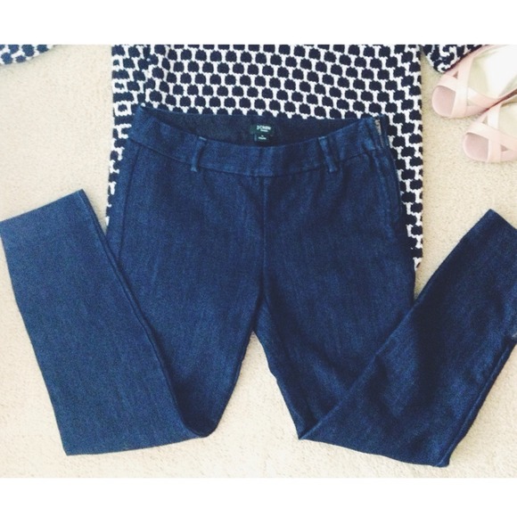 🚫SOLD🚫J. Crew skinny jeans with zippered legs