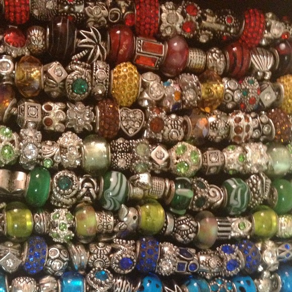 Glass Bracelet - Handmade - Picture 2 of 4