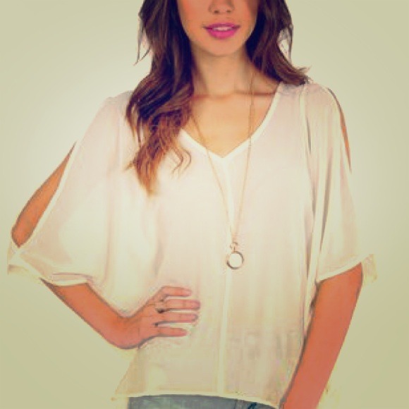 ***SOLD*** Ivory Slit and Slide V-Neck Dolman Top