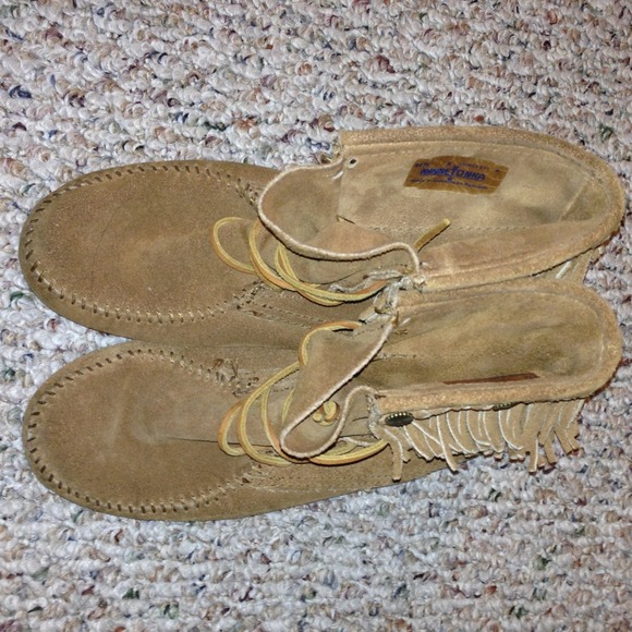 Minnetonka boots! ❌traded❌ - Picture 1 of 4