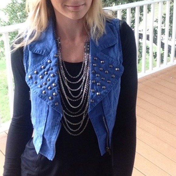 ⬇️blue linen metal studded moto vest - Picture 3 of 3