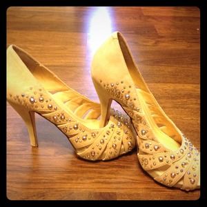 Gianni Bini glam heels