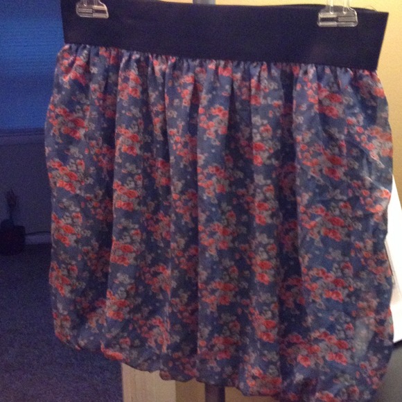 Forever 21 floral skirt
