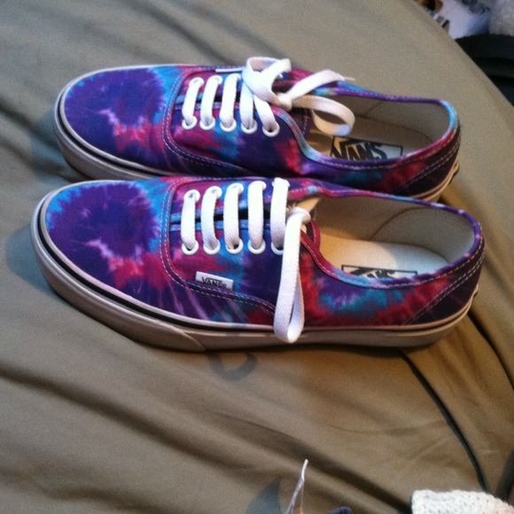 🚫SOLD🚫Tie die Vans