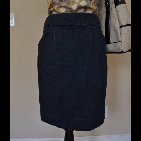 *******Sold******JCrew DENIM PENCIL SKIRT