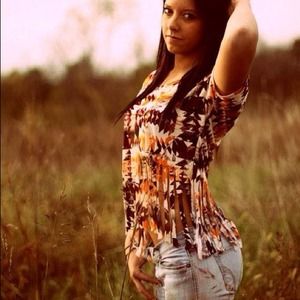 Cute Aztec print mid shirt