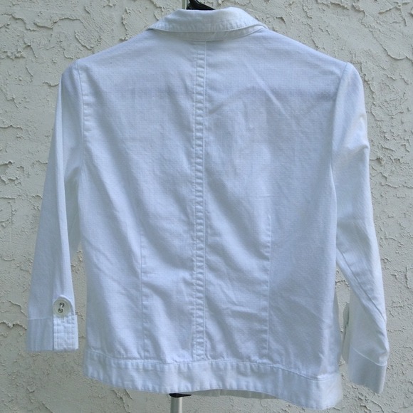 White blazer - Picture 2 of 2