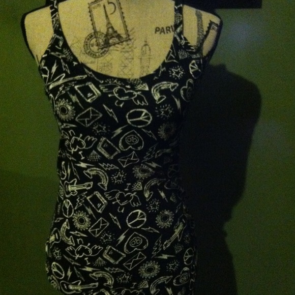 Top - Picture 2 of 2