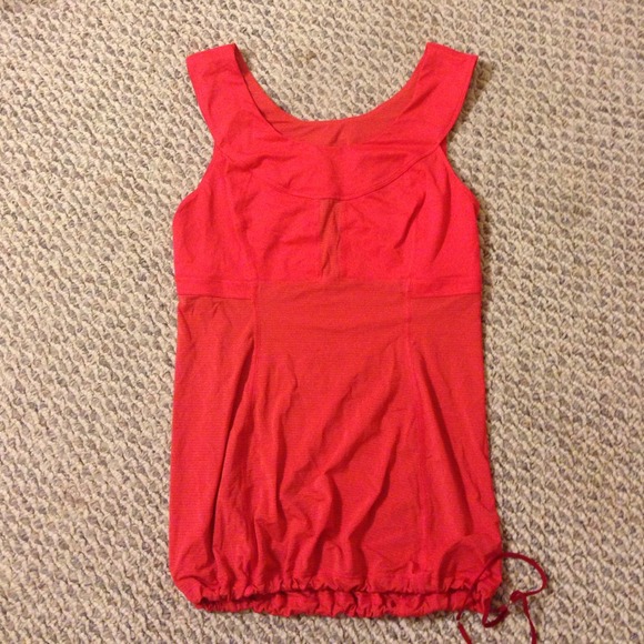 Lulu lemon orange/coral workout top