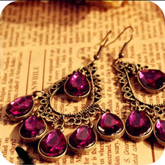 Earrings - Picture 2 of 2