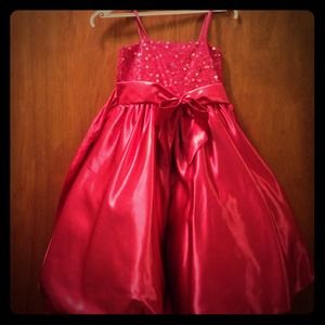 🎀🎀🎀 Reduced🎀🎀Dark pink girls dress. Size 10.