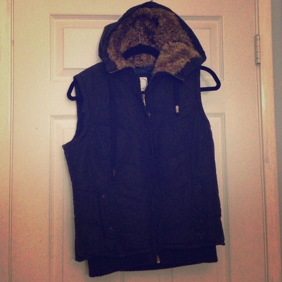 American Eagle Puffy Jacket