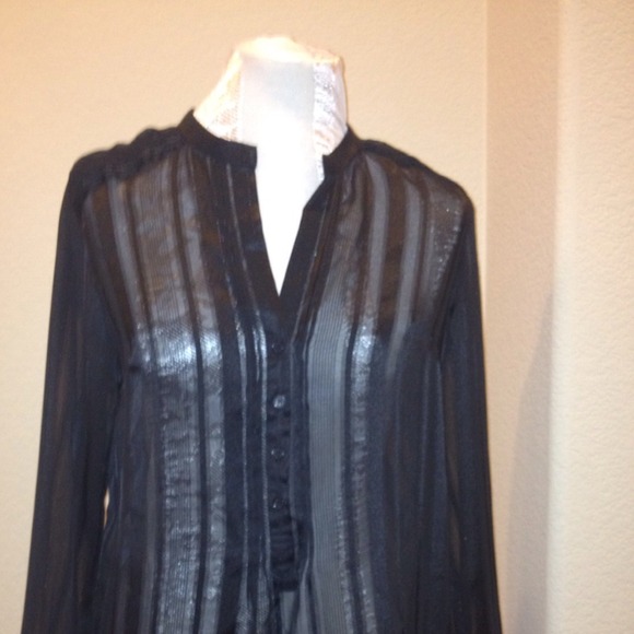 Top/Blouse - Picture 3 of 3