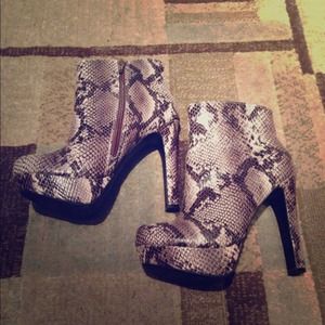 💛Ankle Snake Boots