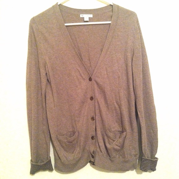 Brown GAP cardigan