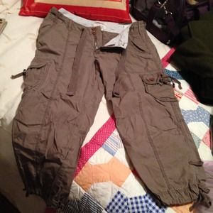 Taupe Abercrombie cargo capris. Size large