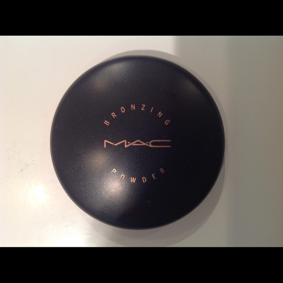 Bundle MAC Bronzer and blush