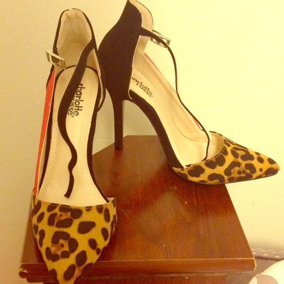 Leopard print momentums