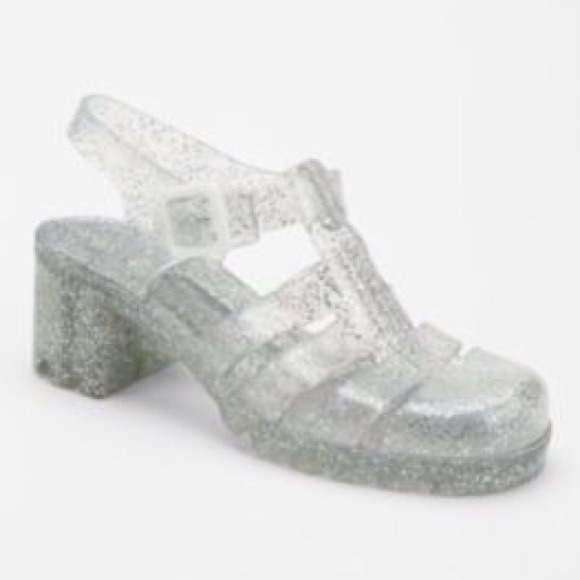 Clear Juju Jelly Sandals size 6