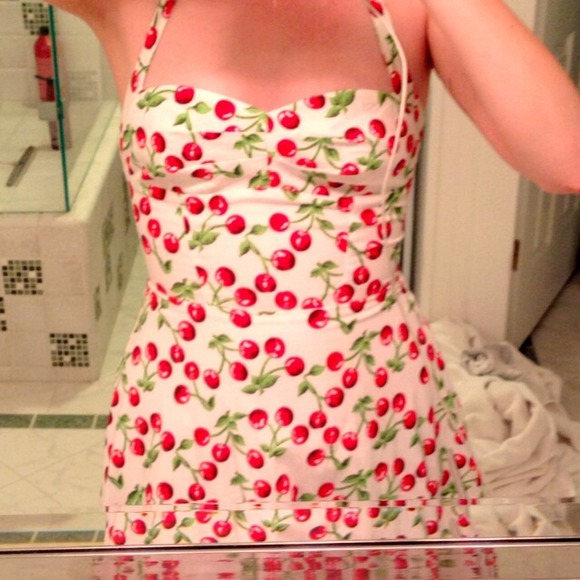 ✨SOLD!✨Retro 50s cherry dress - Picture 3 of 4