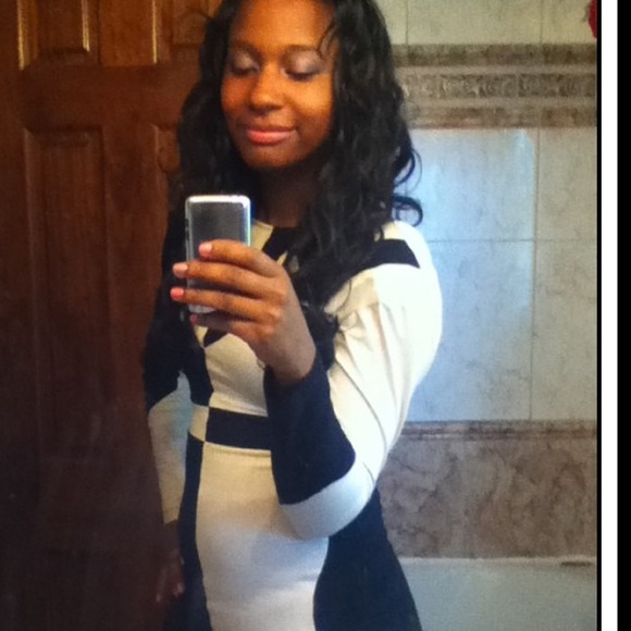 Color block long sleeve dress