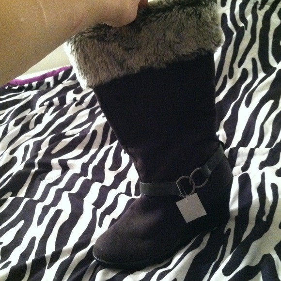 wedged winter boots - Picture 3 of 3