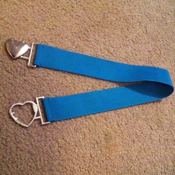 💙Xs belt, stretches💙