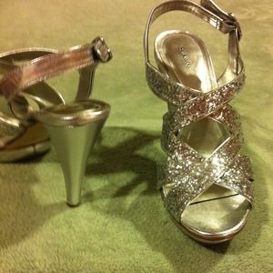 Silver glitter stacked heel