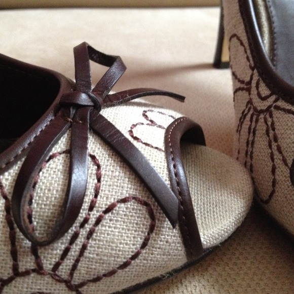 SOLD - Picture 3 of 3