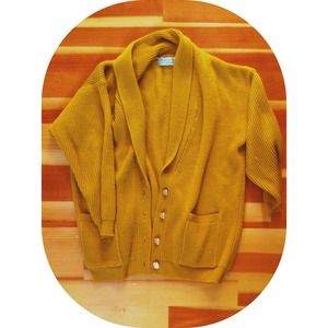 X S O L D X OVERSIZED SWEATER/CARDIGAN