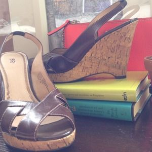 ***PERFECT CONDITION*** BP brown cork/gold sandals