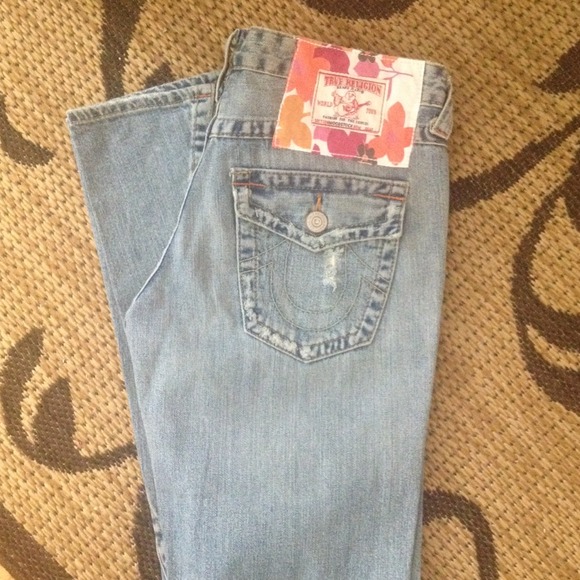 True Religion Jeans..NWOT Size 32 Woodstock