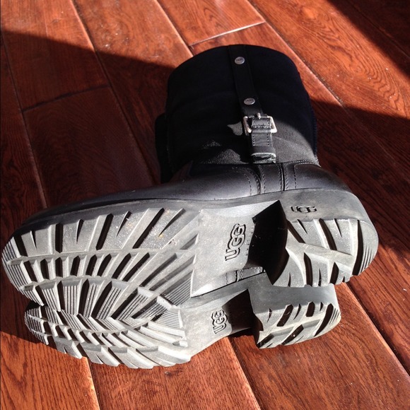 UGG Bellevue boots - Picture 3 of 4