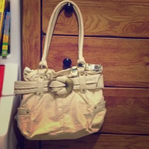 ❌❌SOLD❌❌Medium sized beige purse