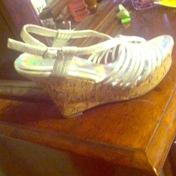 High heel wedges