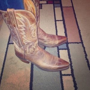 Italian Made Luxury Lucchese 1883