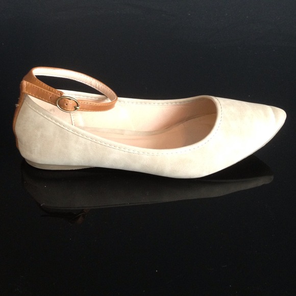 HOST PICK!! Ankle strap ballerina - Picture 3 of 4