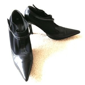 BLACK LEATHER ANKLE BOOTS SHOES