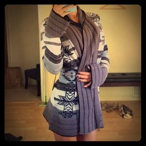 BCBG Oversize Knitted Sweater & VS Nighty