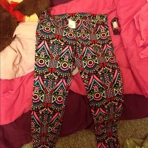 H&m pants tribal print
