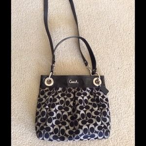 Authentic Coach! Barely used!